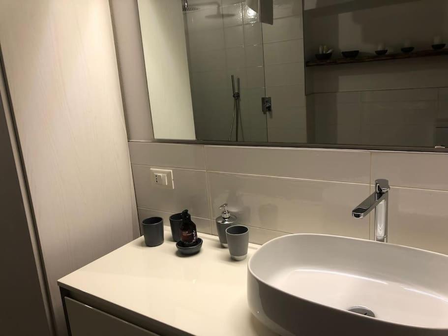 La Petite Maison - Two-Room Apartment Bergamo Luaran gambar