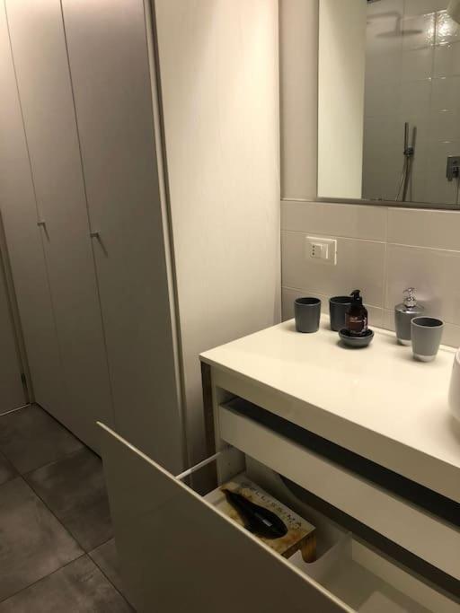 La Petite Maison - Two-Room Apartment Bergamo Luaran gambar