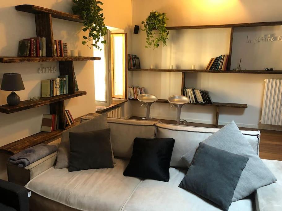 La Petite Maison - Two-Room Apartment Bergamo Luaran gambar